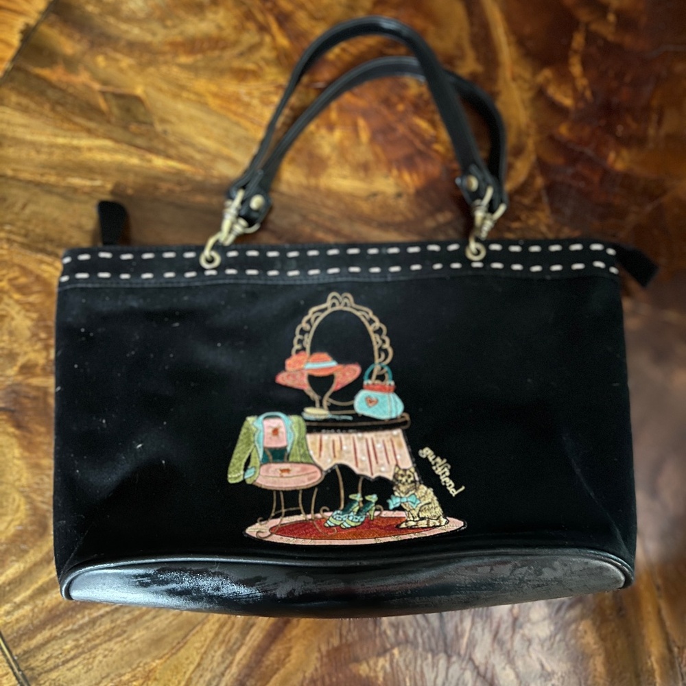 Gurlfriend Embroidered Boutique Purse w/ Hat, Mirror & Cat Design